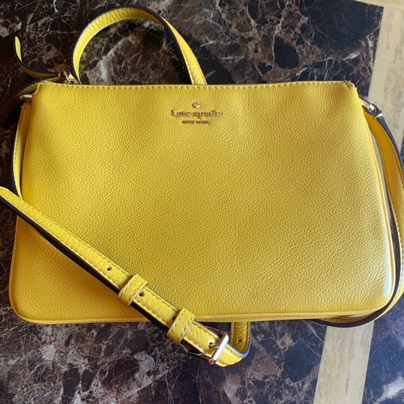 kate spade Handbags - kate spade crossbody
